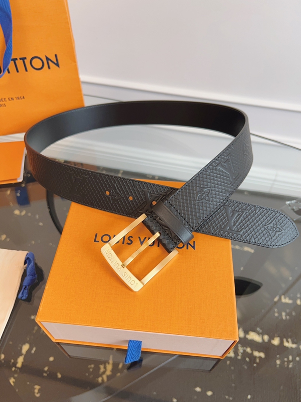 ルイヴィトンベルト着用イメージ